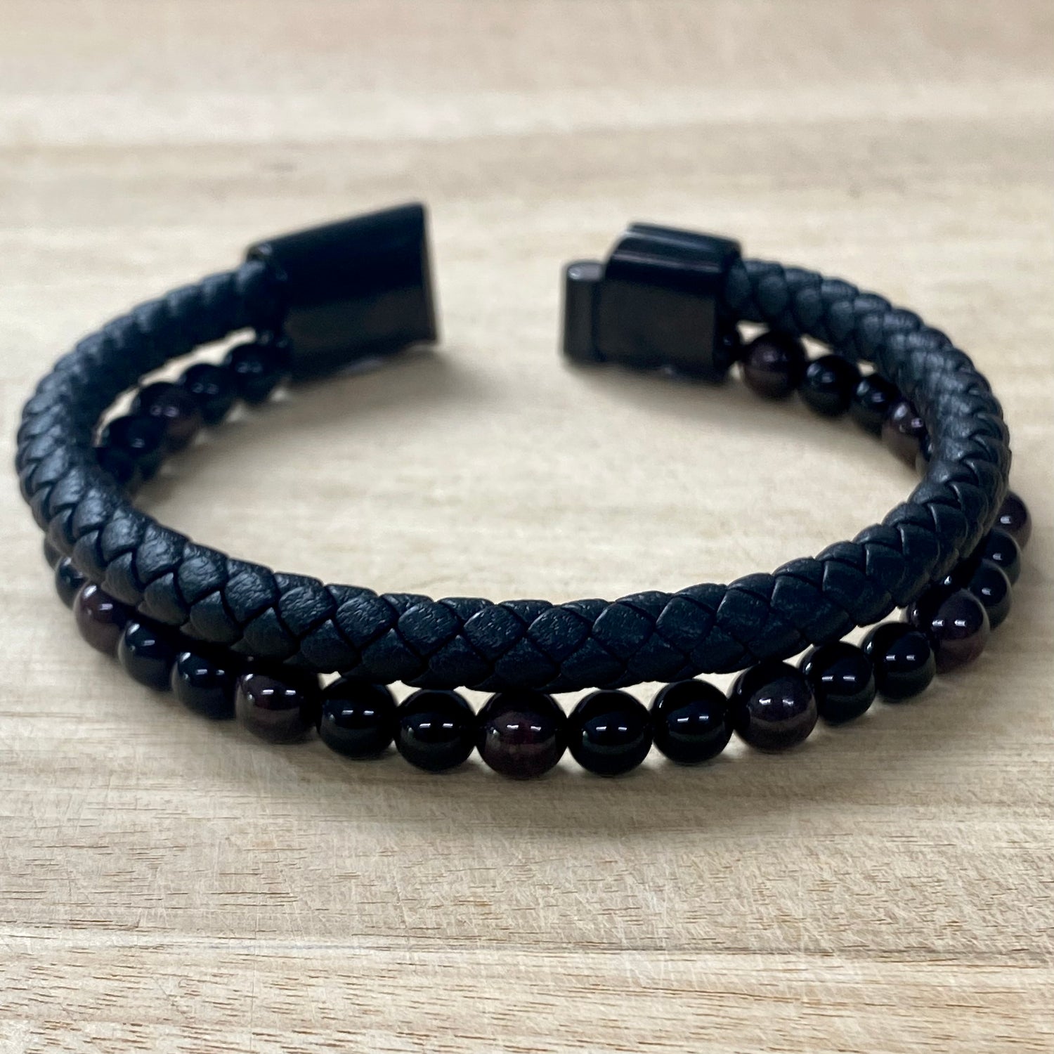 Leather & Stone Bracelet - Garnet & Black Onyx - Open Clasp
