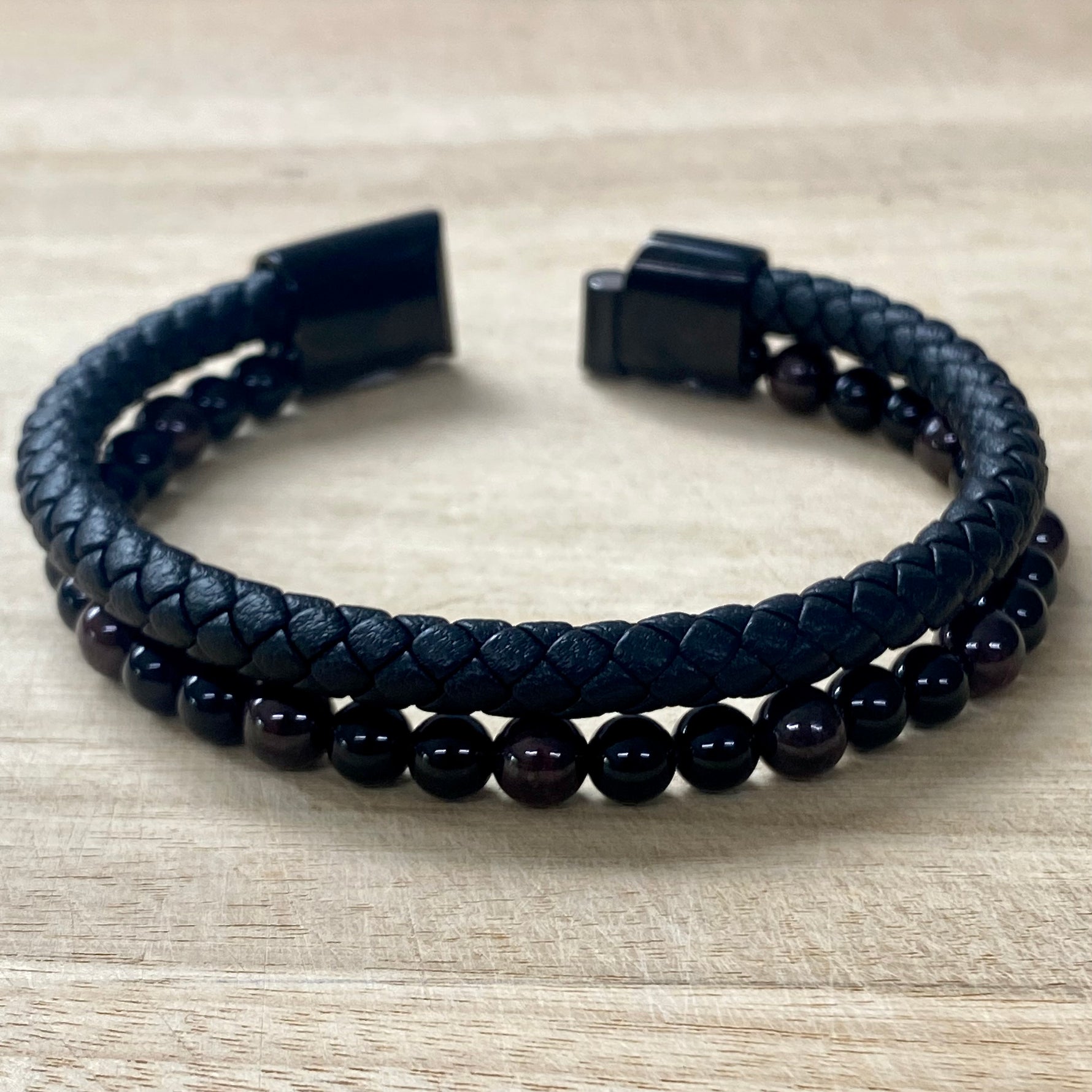 Leather & Stone Bracelet - Garnet & Black Onyx - Open Clasp
