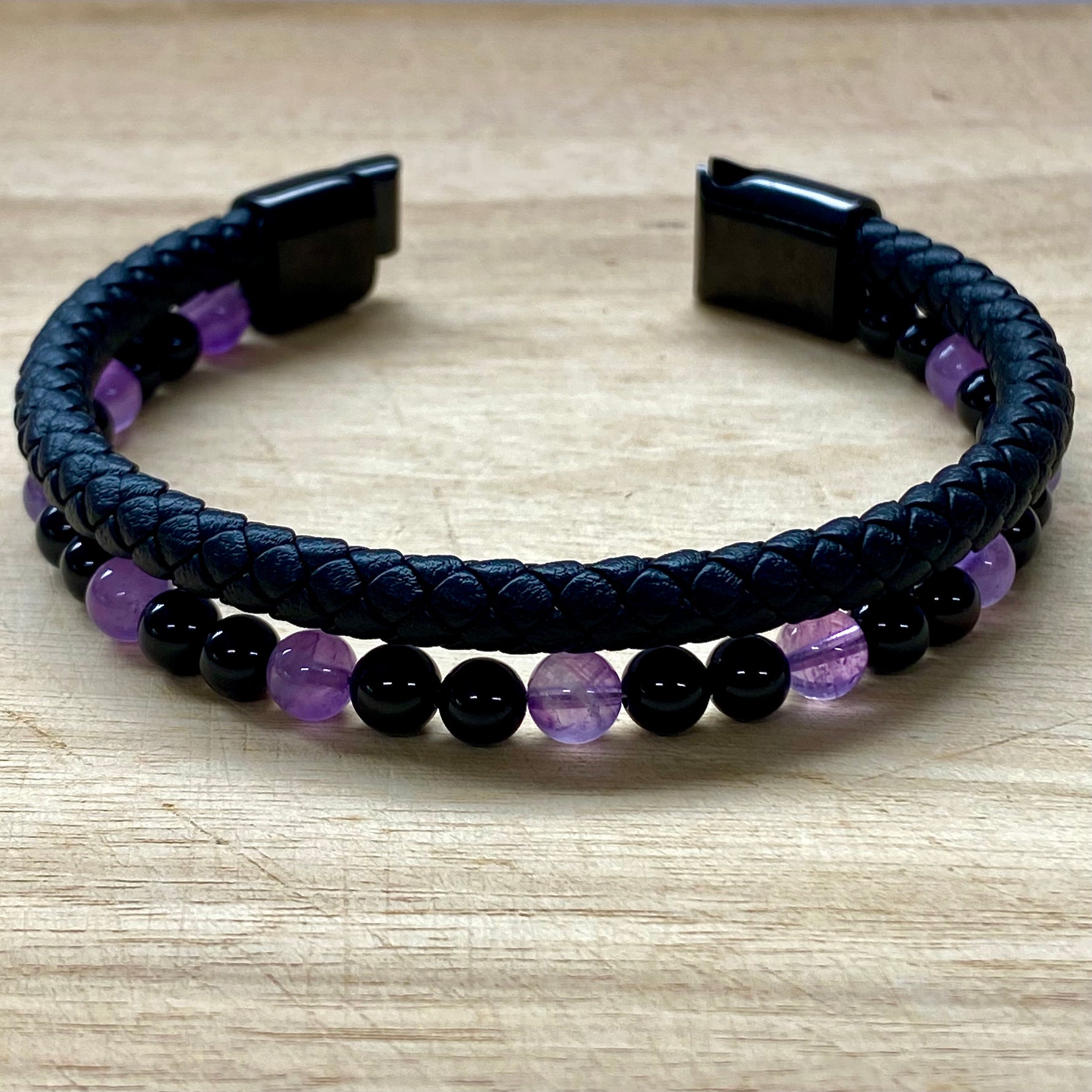 Leather & Stone Bracelet - Amethyst & Black Onyx open clasp